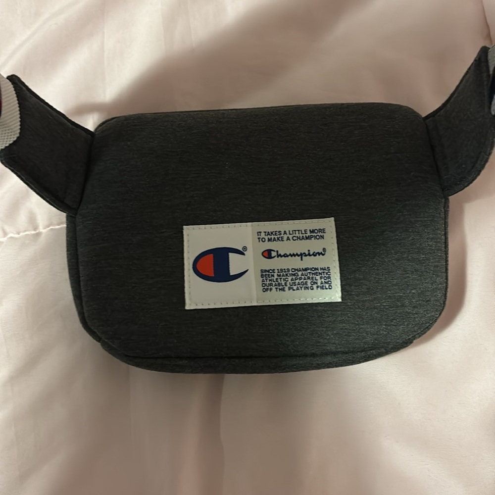NWOT Champion Gray Waist Belt Bag - Picture 5 of 6